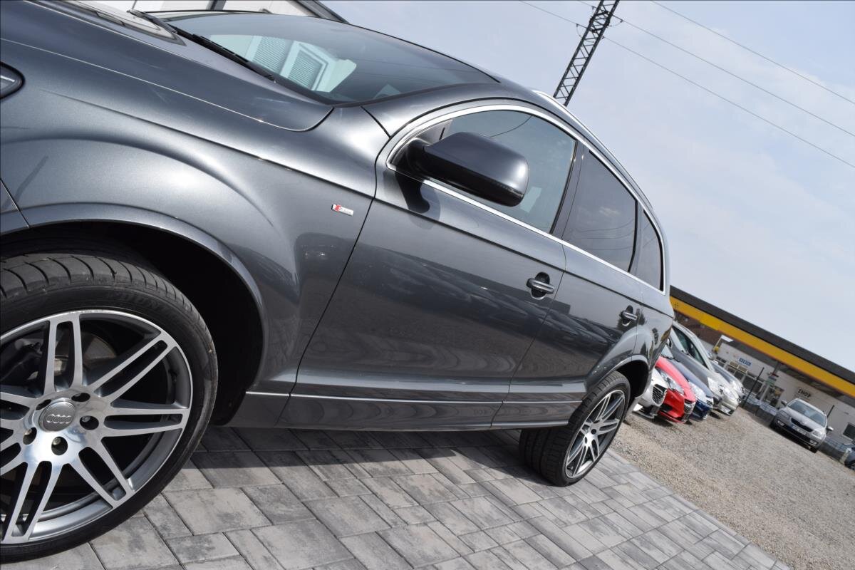 Audi Q7 SUV / Terénní 3,0 l 180 kw
