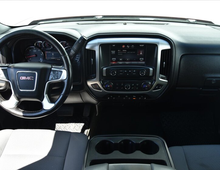 GMC Sierra Pick-up 4,3 l 212 kw