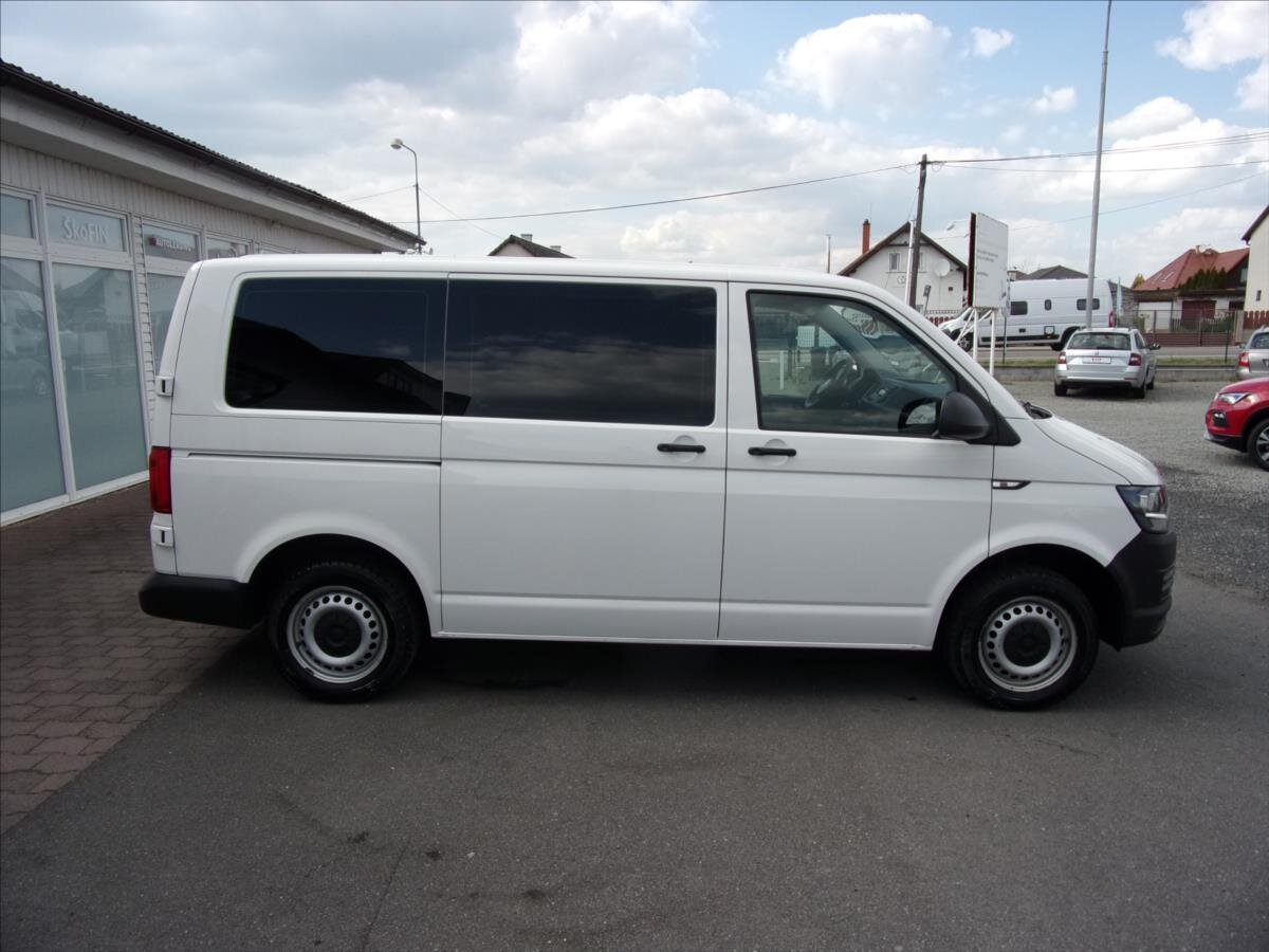Volkswagen Transporter Kombi 2,0 l 75 kw