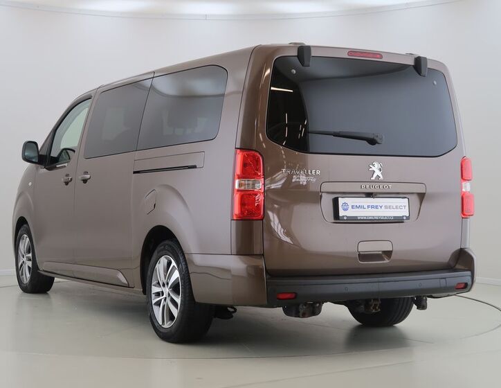 Peugeot Traveller 7