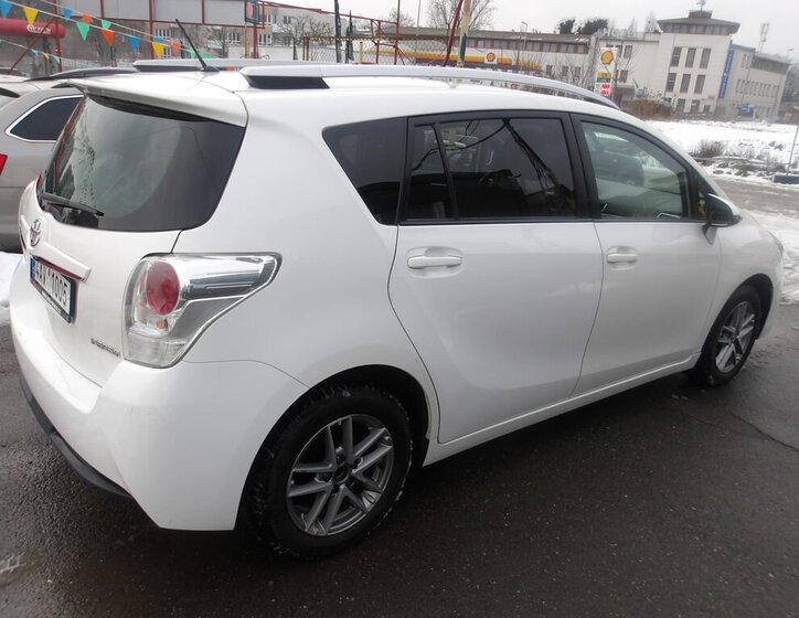 Toyota Verso MPV 1,6 l 82 kw