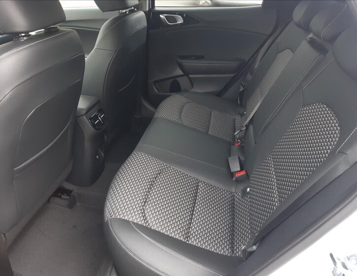 KIA XCeed SUV / Terénní 1,6 l 110 kw