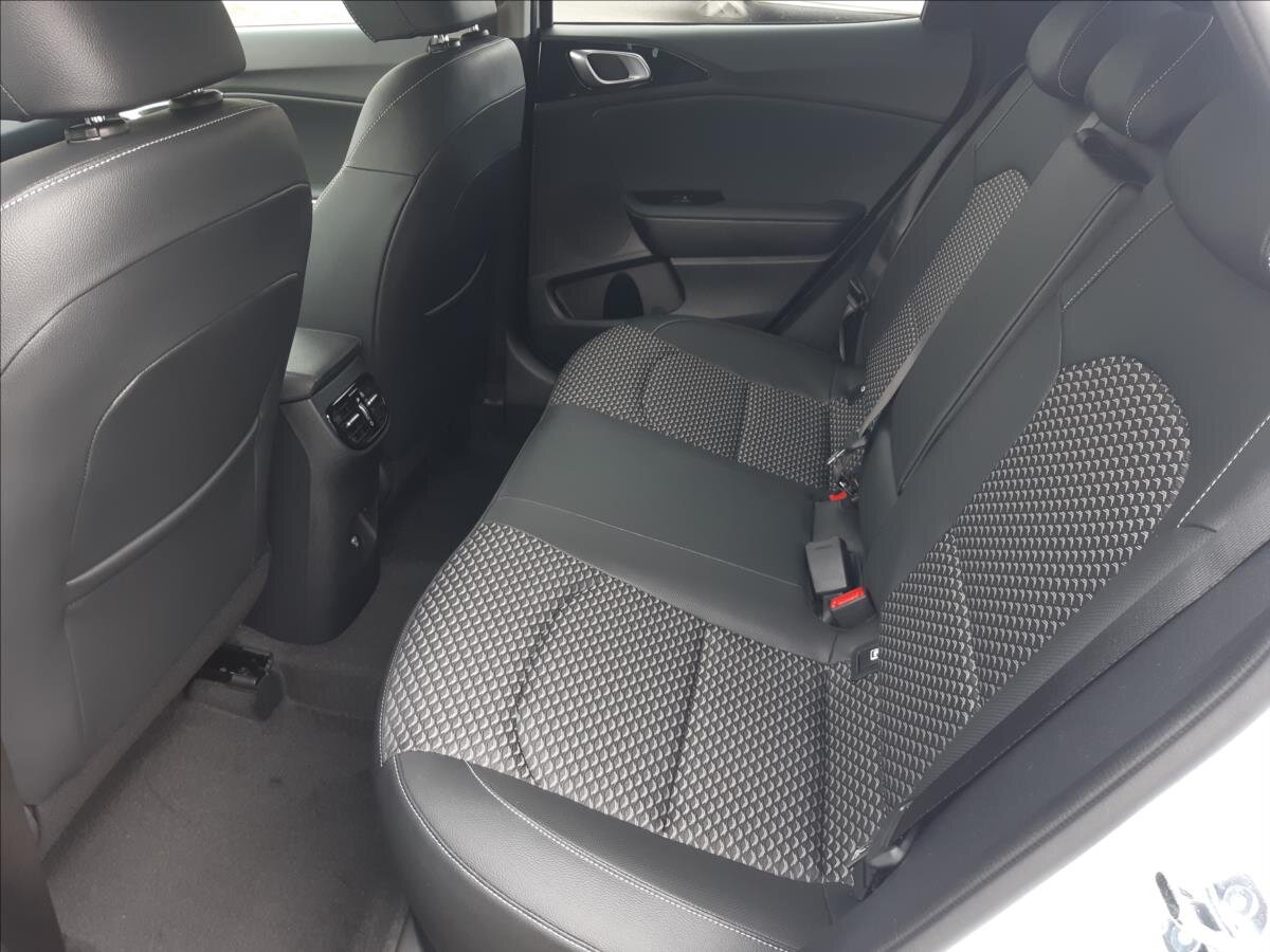 KIA XCeed SUV / Terénní 1,6 l 110 kw