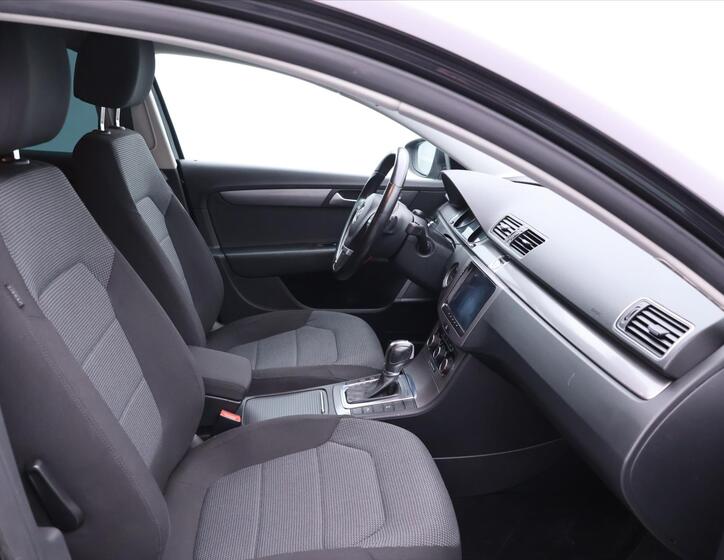 Volkswagen Passat 14