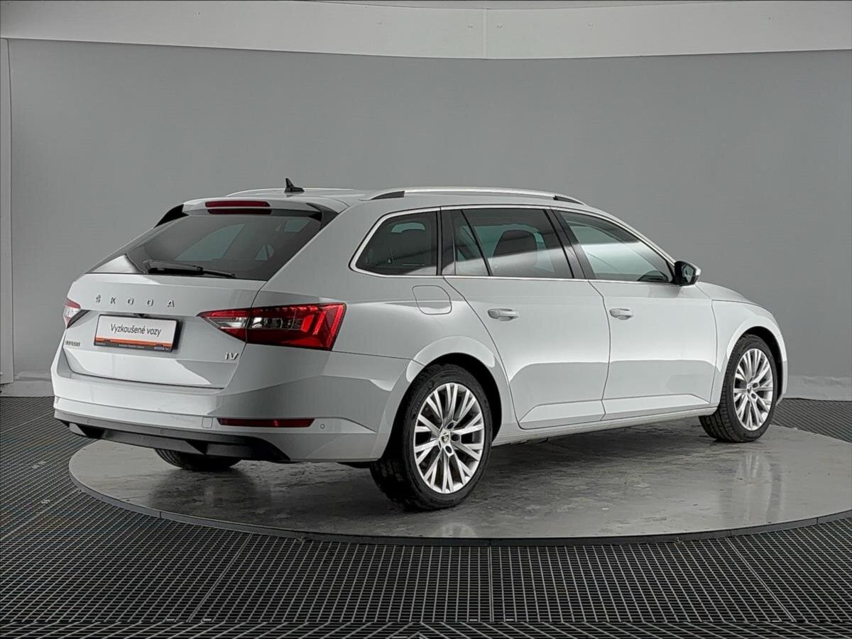 Škoda Superb Kombi 1,4 l 160 kw