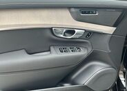 Volvo XC90 27