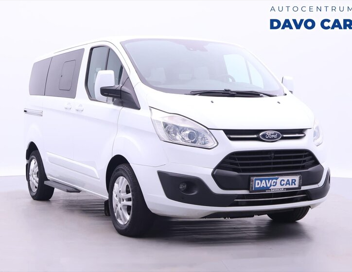 Ford Tourneo Custom Kombi 2,0 l 96 kw