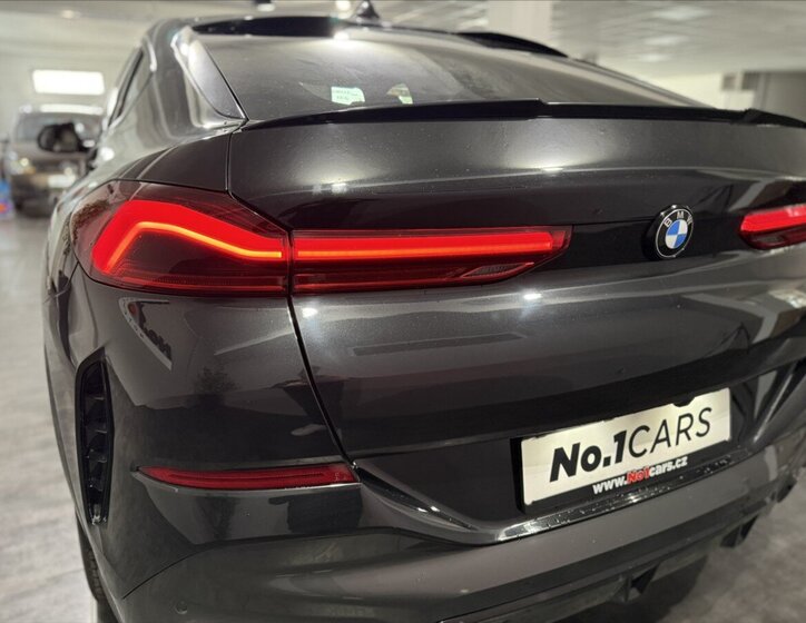 BMW X6 Sedan / Limuzína 3,0 l 250 kw