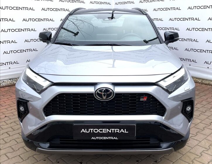 Toyota RAV4 SUV 2,5 l 219 kw