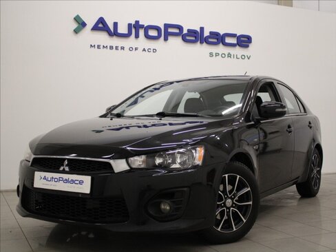 Mitsubishi Lancer Liftback 1,6 l 86 kw