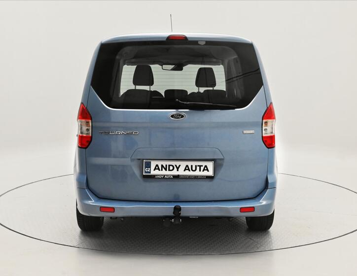 Ford Tourneo Courier 6