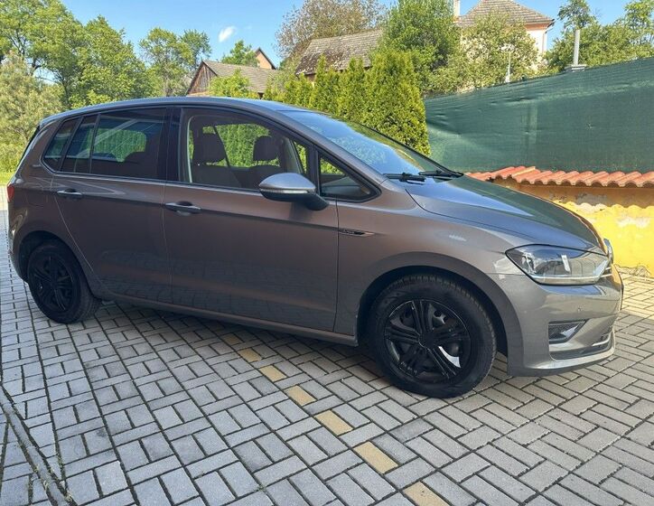 Volkswagen Golf Sportsvan 2