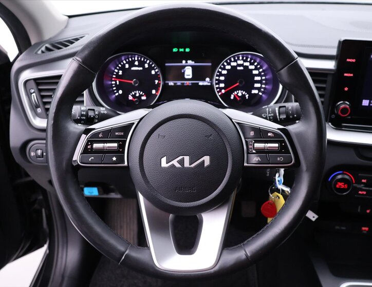 KIA Ceed Hatchback 998,0 74 kw