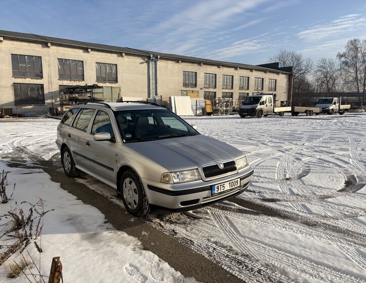 Škoda Octavia Kombi 1,8 l 110 kw