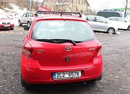 Toyota Yaris Hatchback 998,0 51 kw