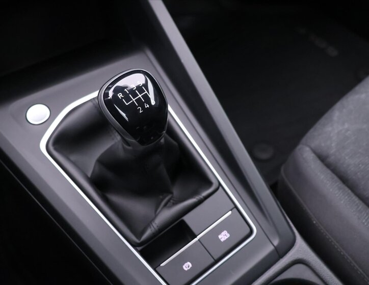 Volkswagen Golf Kombi 1,5 l 96 kw