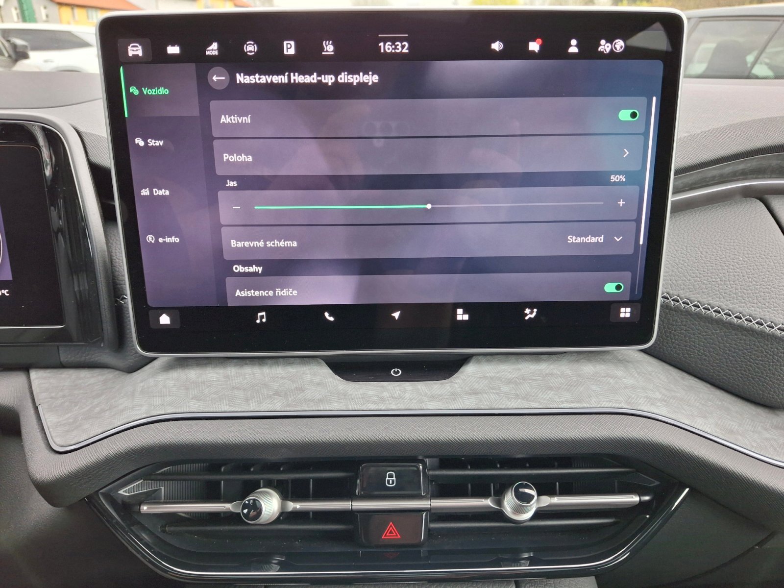 Škoda Kodiaq SUV / Terénní 1,5 l 150 kw