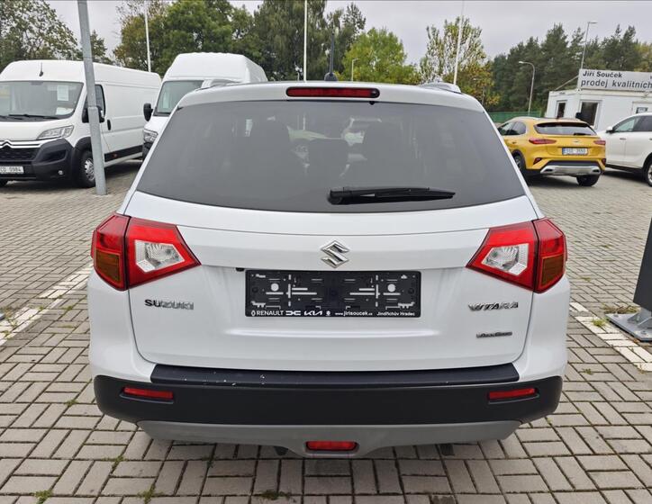 Suzuki Vitara 5