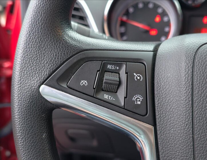 Opel Mokka SUV 1,6 l 83 kw