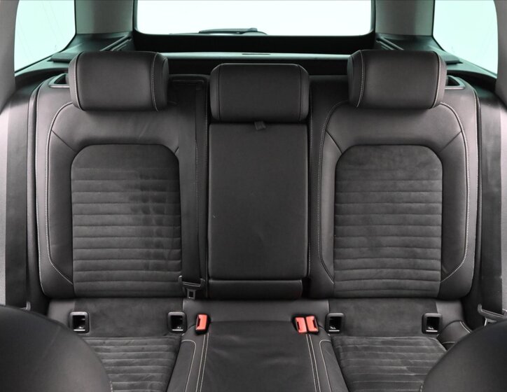 Volkswagen Passat 32