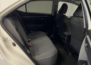 Toyota Corolla Sedan 1,6 l 97 kw