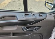 Ford Transit Custom 11