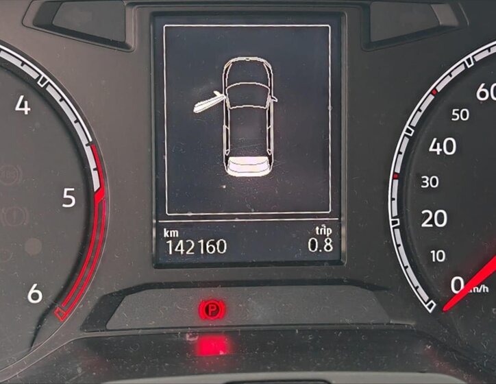 Volkswagen T-Roc SUV / Terénní 2,0 l 110 kw