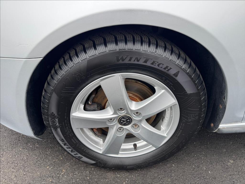 Volkswagen Golf Kombi 1,6 l 77 kw