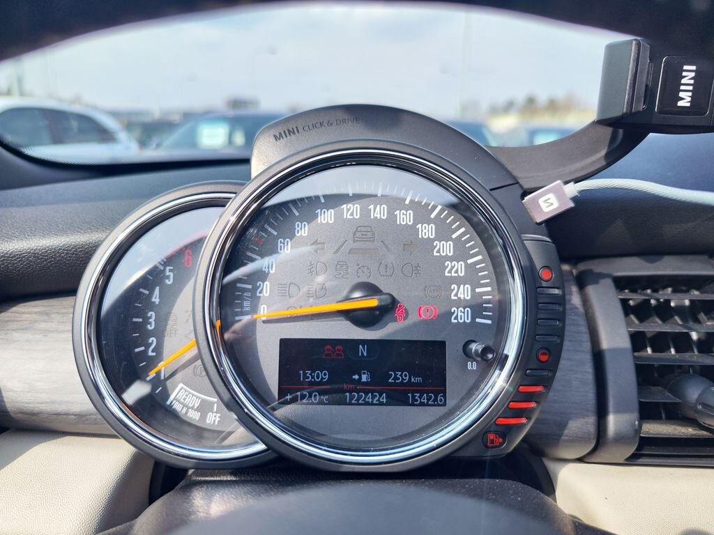 Mini Cooper Hatchback 1,5 l 85 kw