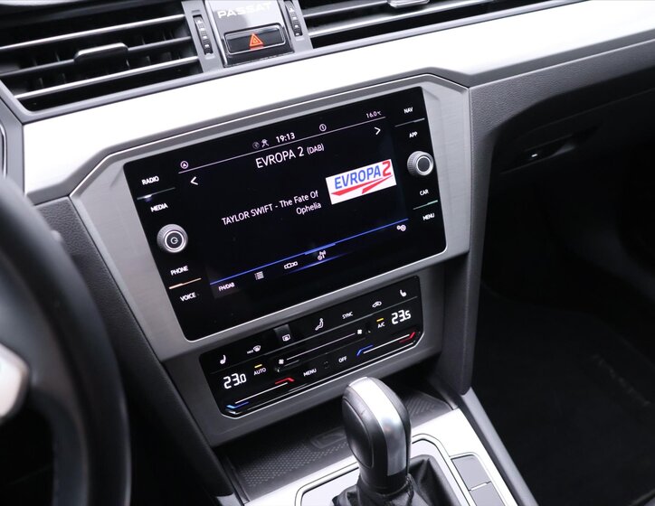 Volkswagen Passat Kombi 2,0 l 110 kw