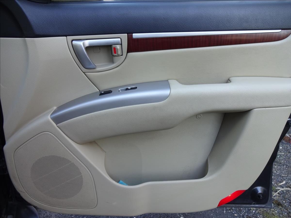 Hyundai Santa Fe SUV / Terénní 2,2 l 114 kw