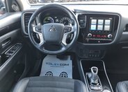 Mitsubishi Outlander SUV / Terénní 2,4 l 165 kw