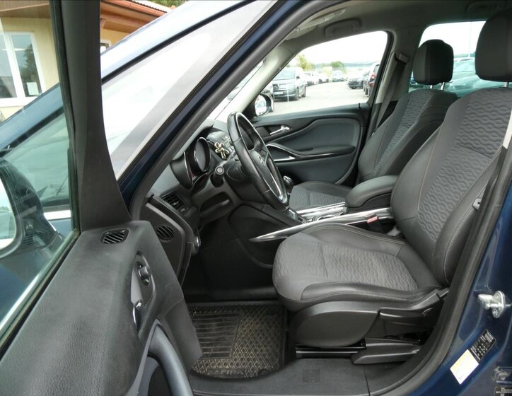 Opel Zafira MPV 2,0 l 121 kw