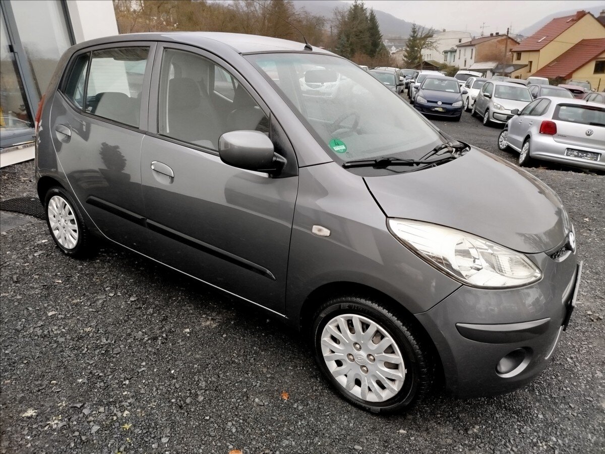 Hyundai i10 Hatchback 1,1 l 49 kw