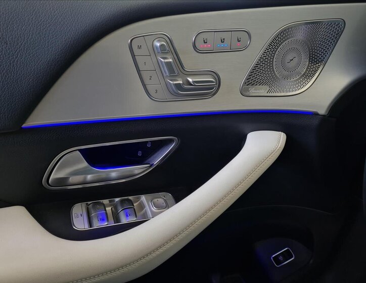 Mercedes-Benz GLE 12