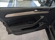 Volkswagen Passat Kombi 2,0 l 140 kw