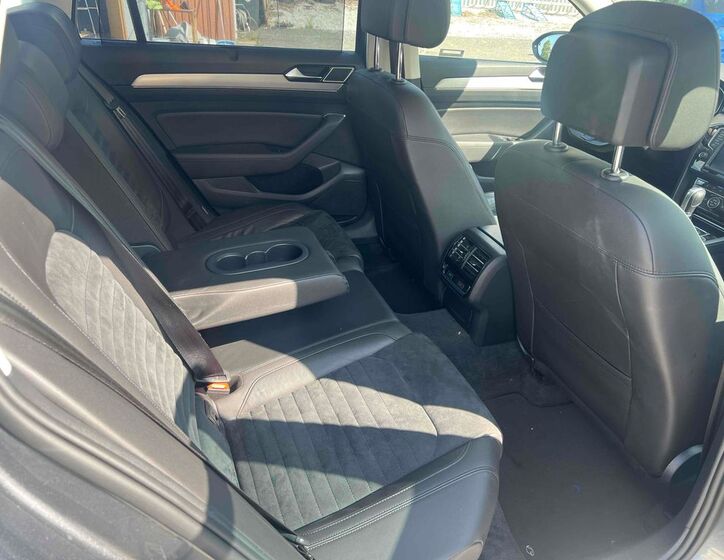 Volkswagen Passat 11