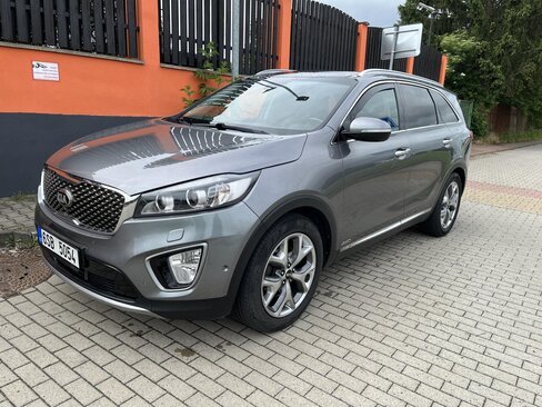 Kia Sorento SUV / Terénní 2,2 l 147 kw