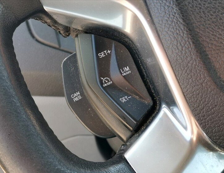 Ford Transit Valník 2,0 l 125 kw