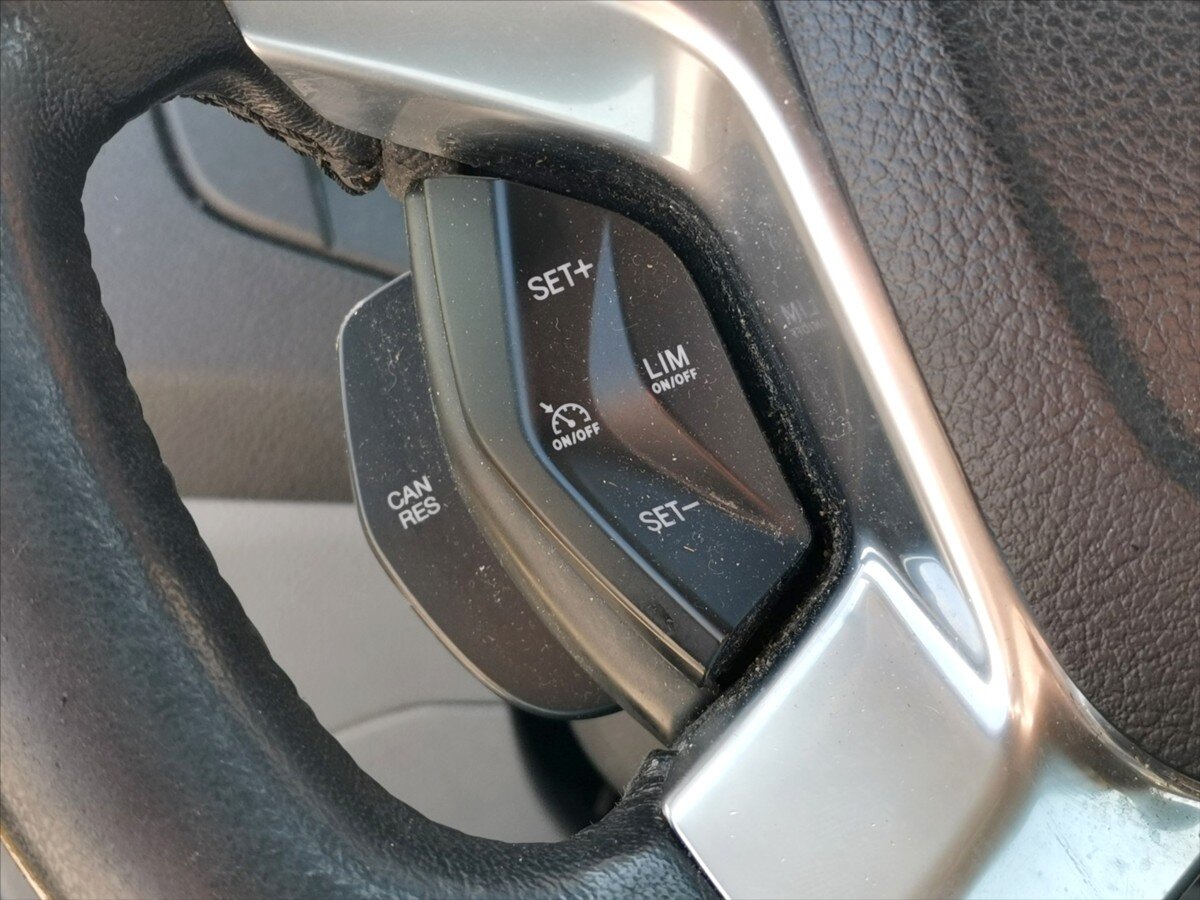 Ford Transit Valník 2,0 l 125 kw