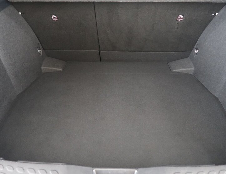 Toyota C-HR SUV / Terénní 1,8 l 72 kw