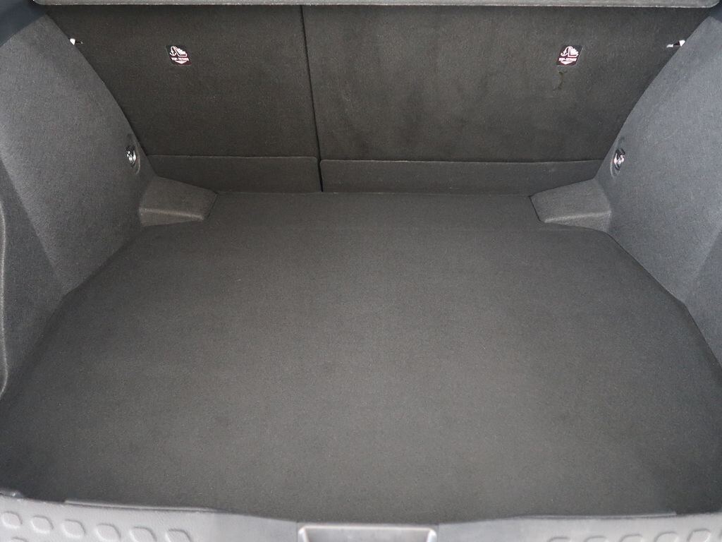 Toyota C-HR SUV / Terénní 1,8 l 72 kw