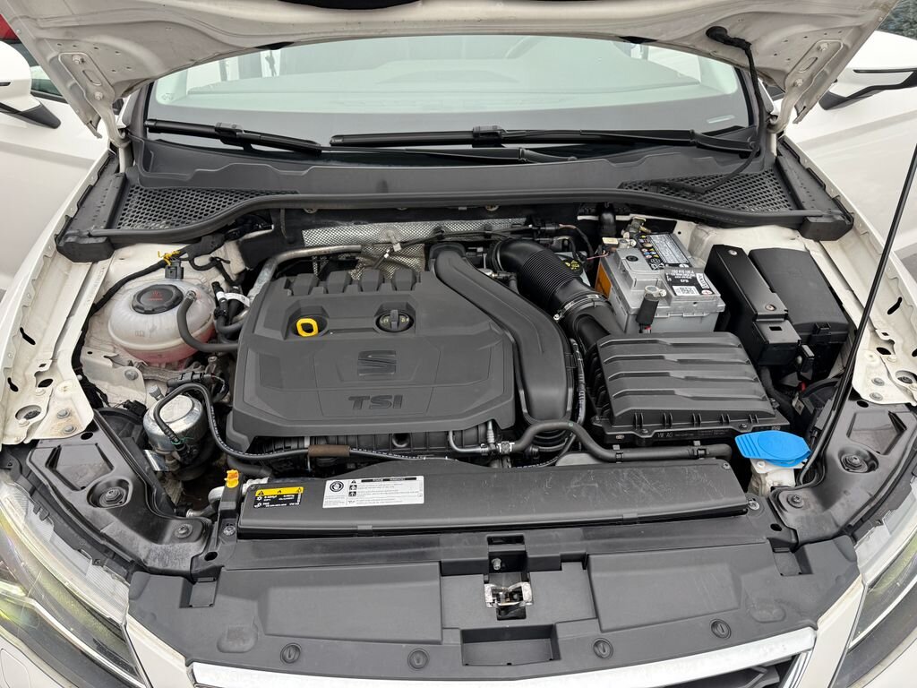 Seat Leon Hatchback 1,5 l 96 kw