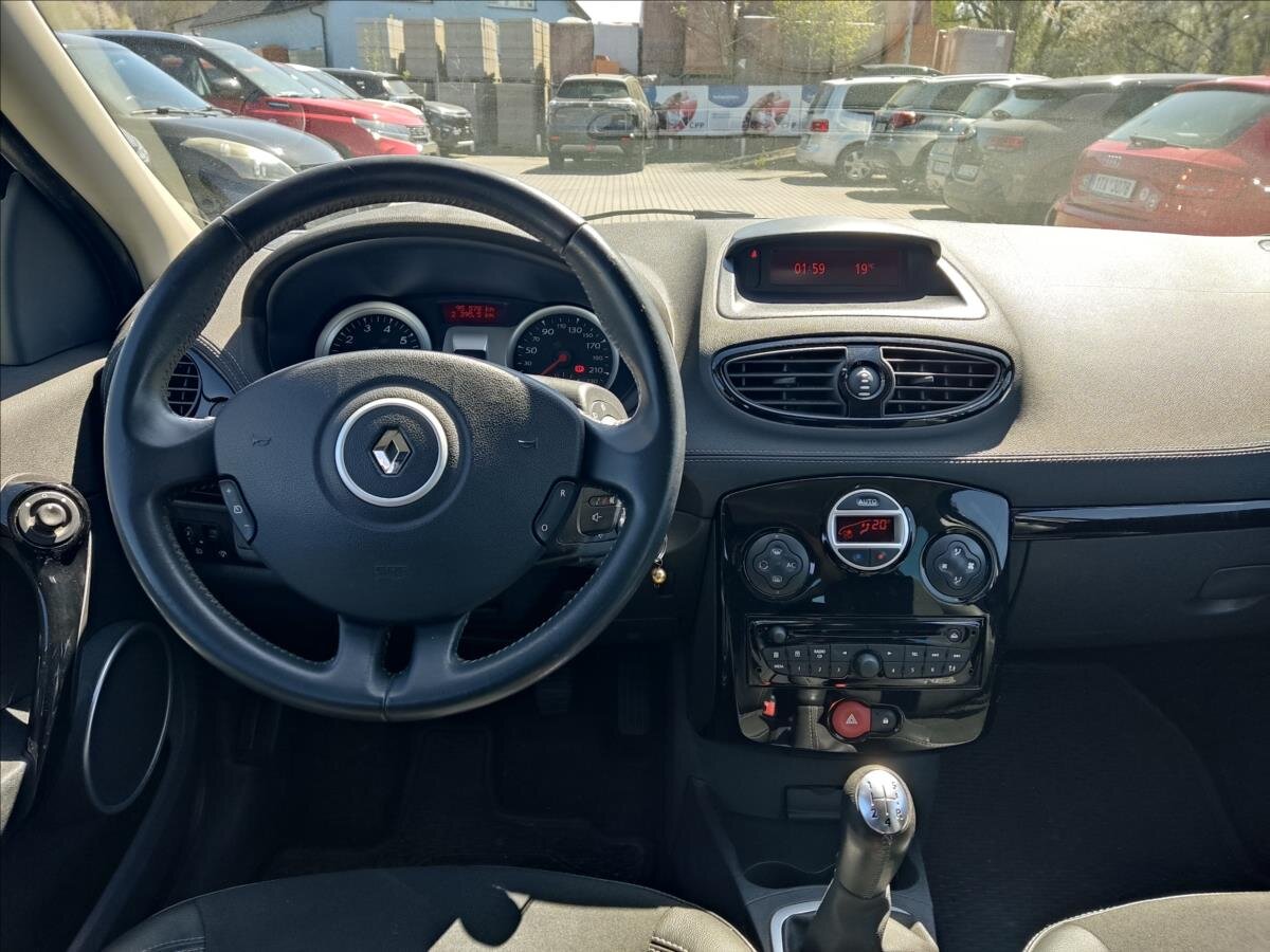 Renault Clio Hatchback 1,1 l 55 kw