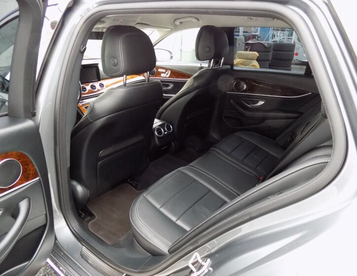 Mercedes-Benz Třídy E 11