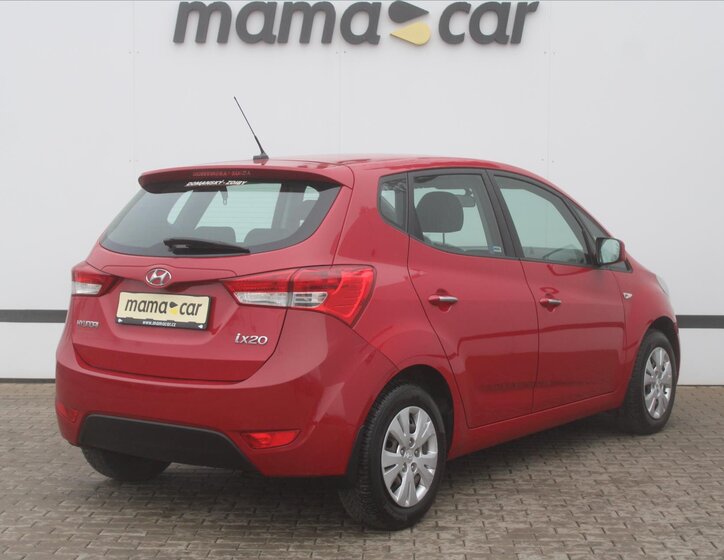 Hyundai ix20 MPV 1,4 l 66 kw