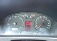 Volkswagen Multivan 32