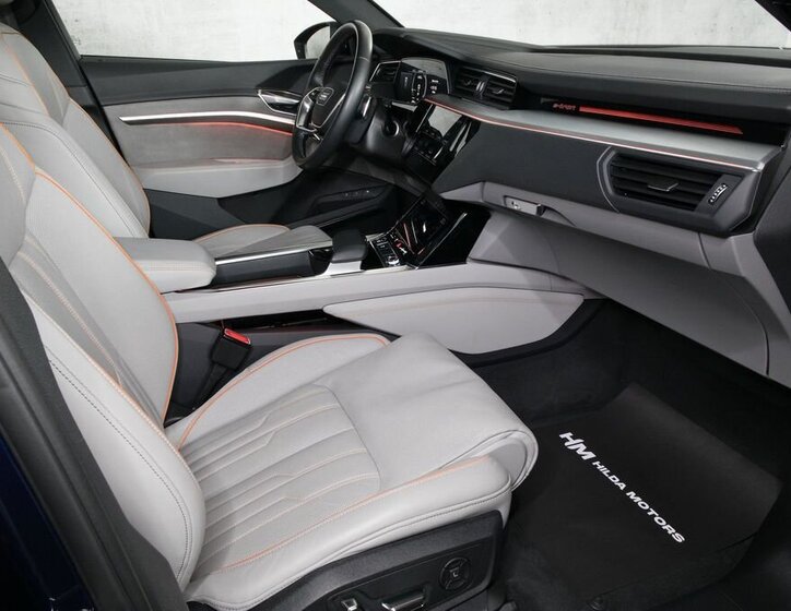 Audi e-tron SUV 0,0 300 kw