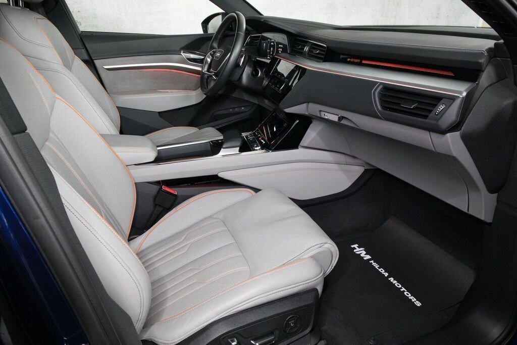 Audi e-tron SUV 0,0 300 kw