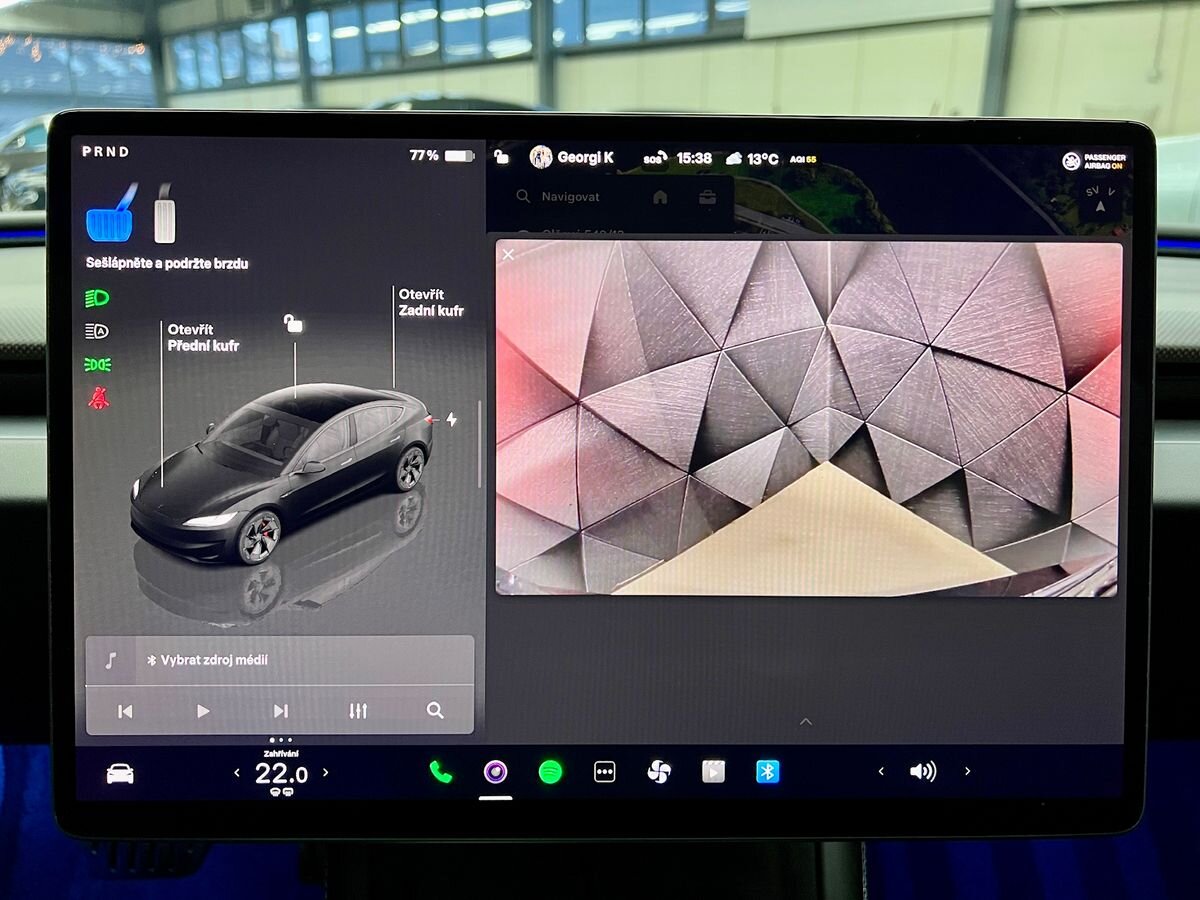 Tesla Model 3 Sedan 0,0 341 kw